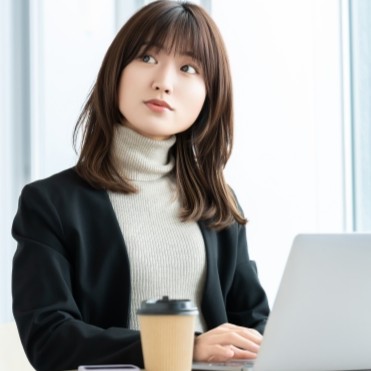 イラストレーター・20代女性